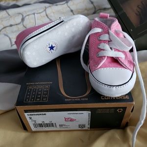 Baby converse pink size 2c
